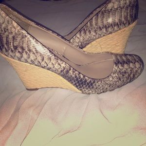 Women wedges